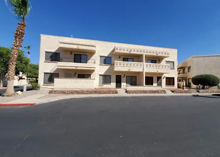 Terrific Townhouse-natuical Estates!