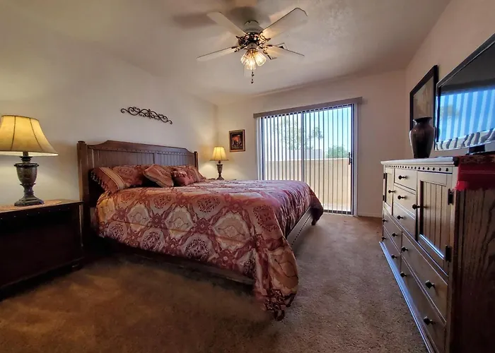 Terrific Townhouse-natuical Estates! Ferienhaus Lake Havasu City