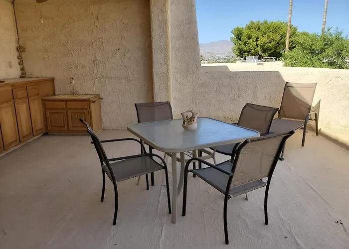 Terrific Townhouse-natuical Estates! Ferienhaus *